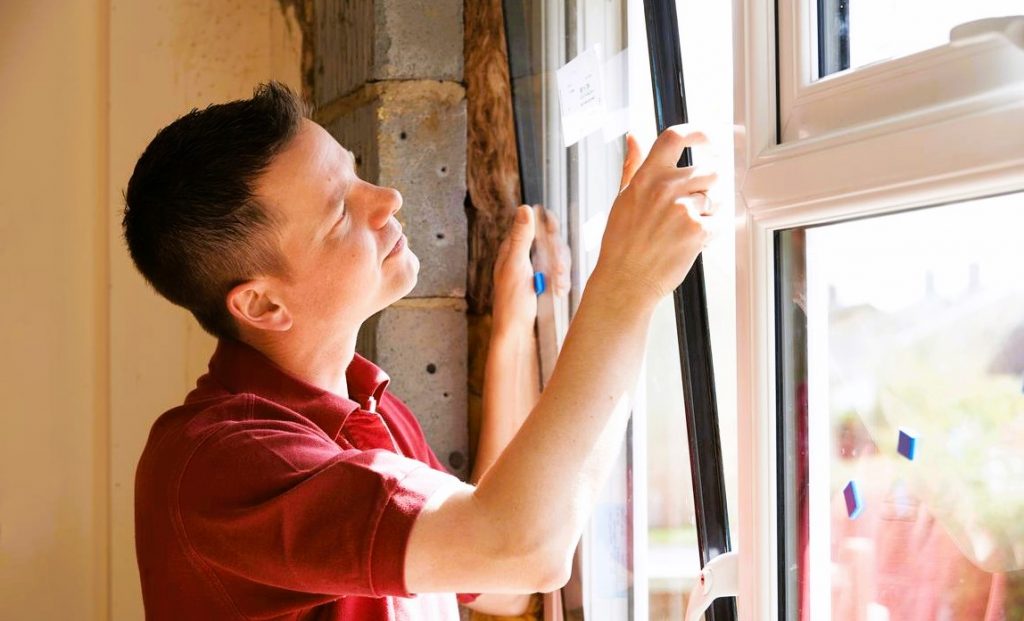 window fitter